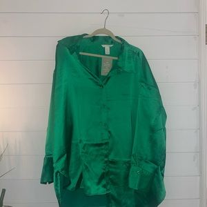 Satin green button down shirt !